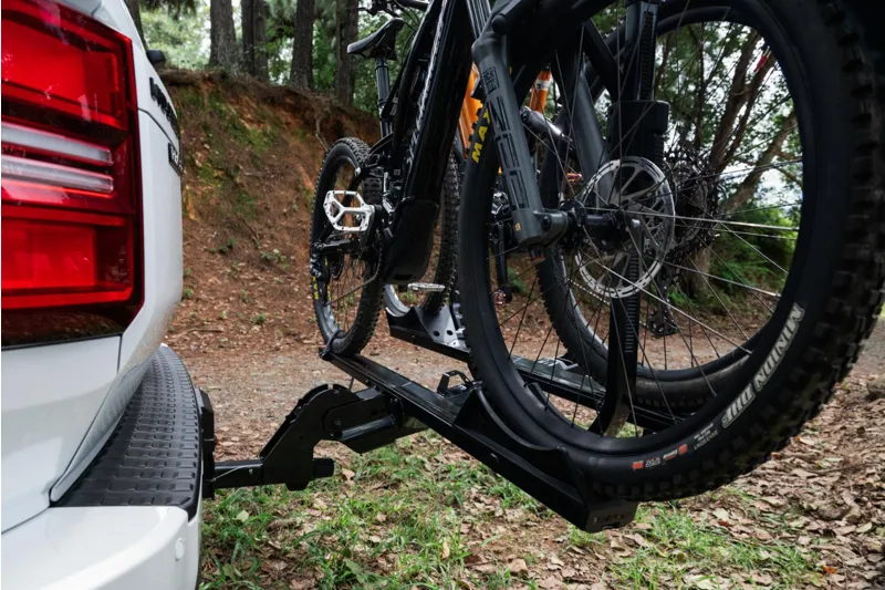 Yakima StageTwo 2 Bike Hitch Style Rack 2025 Black-11